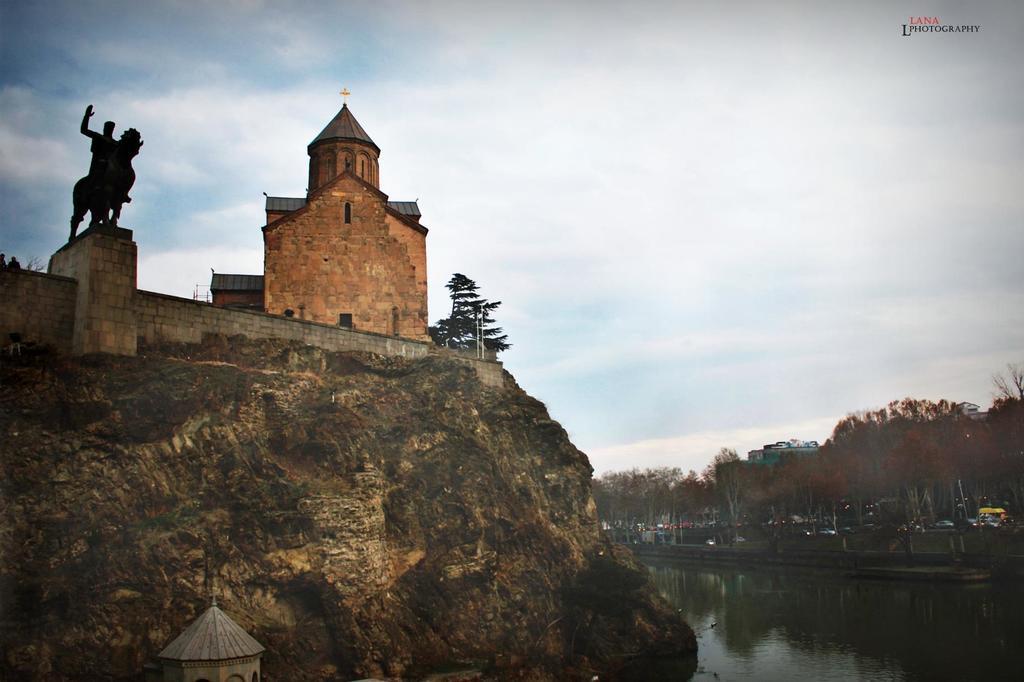 Guest House Rafael Тбилиси Экстерьер фото