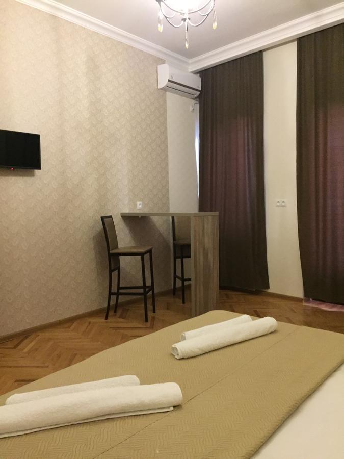 Guest House Rafael Тбилиси Экстерьер фото